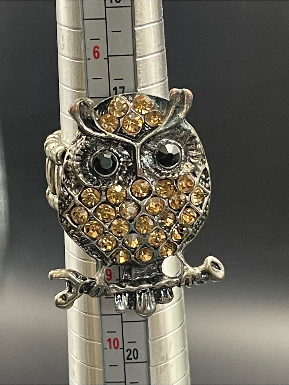 Vintage Style Owl Stretch Ring Amber Rhinestones Silver Tone Adjustable